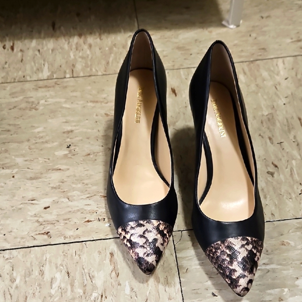 Enzo Angiolini  Black and Snake Print Women's Heels